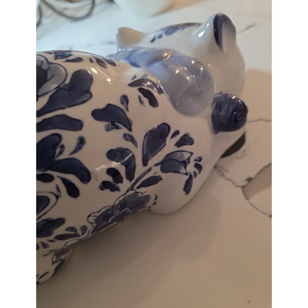 Vintage Blue & White Ceramic‎ Sleeping Cat - Picture 3 of 4